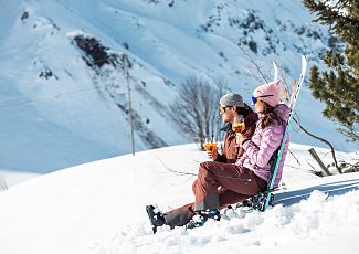 Spring skiing in Warth-Schröcken.