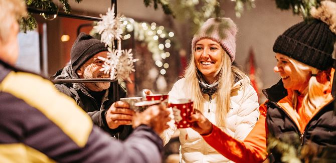 Winter-Sundowner - Berghaus Schröcken