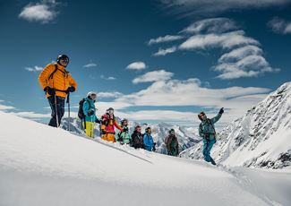 Freeride & Safety Kick-Off mit der Skischule Warth.