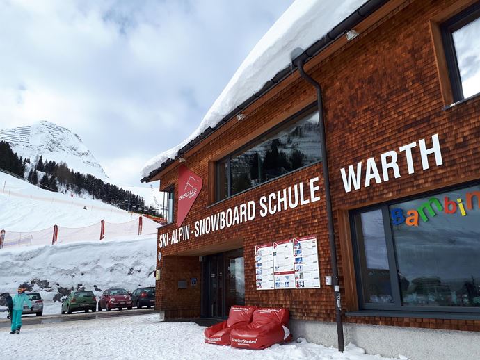 info@skischule-warth.at