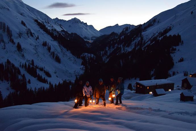 Guided lantern hike in Warth